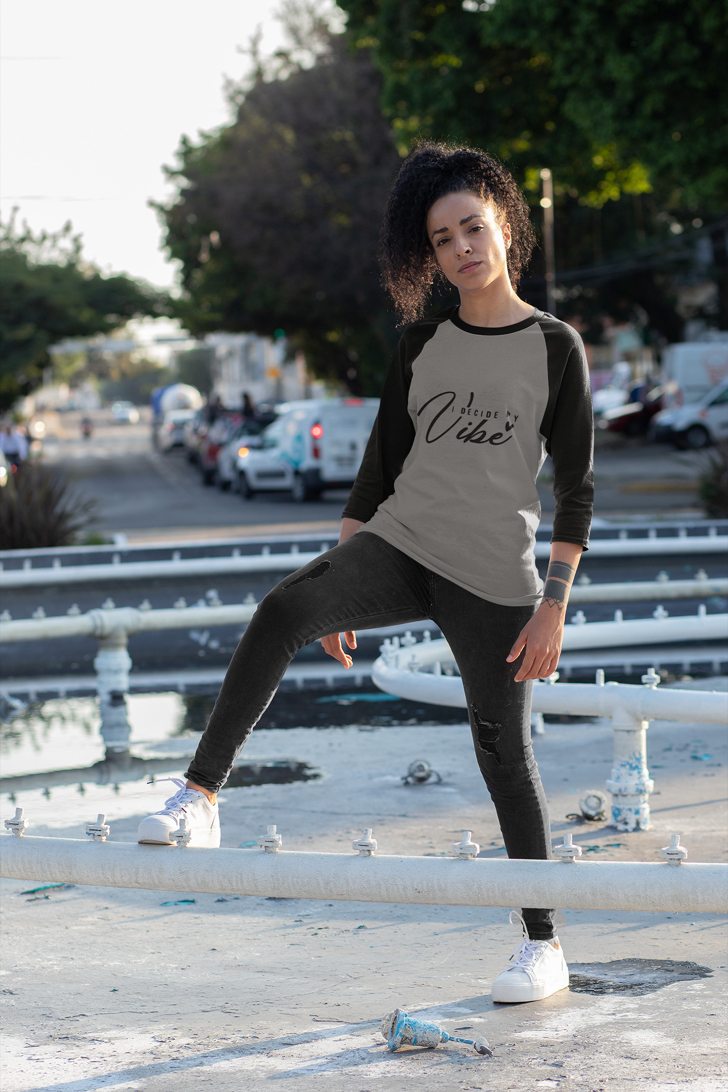 Raglan Tshirt : I Decide My Vibe