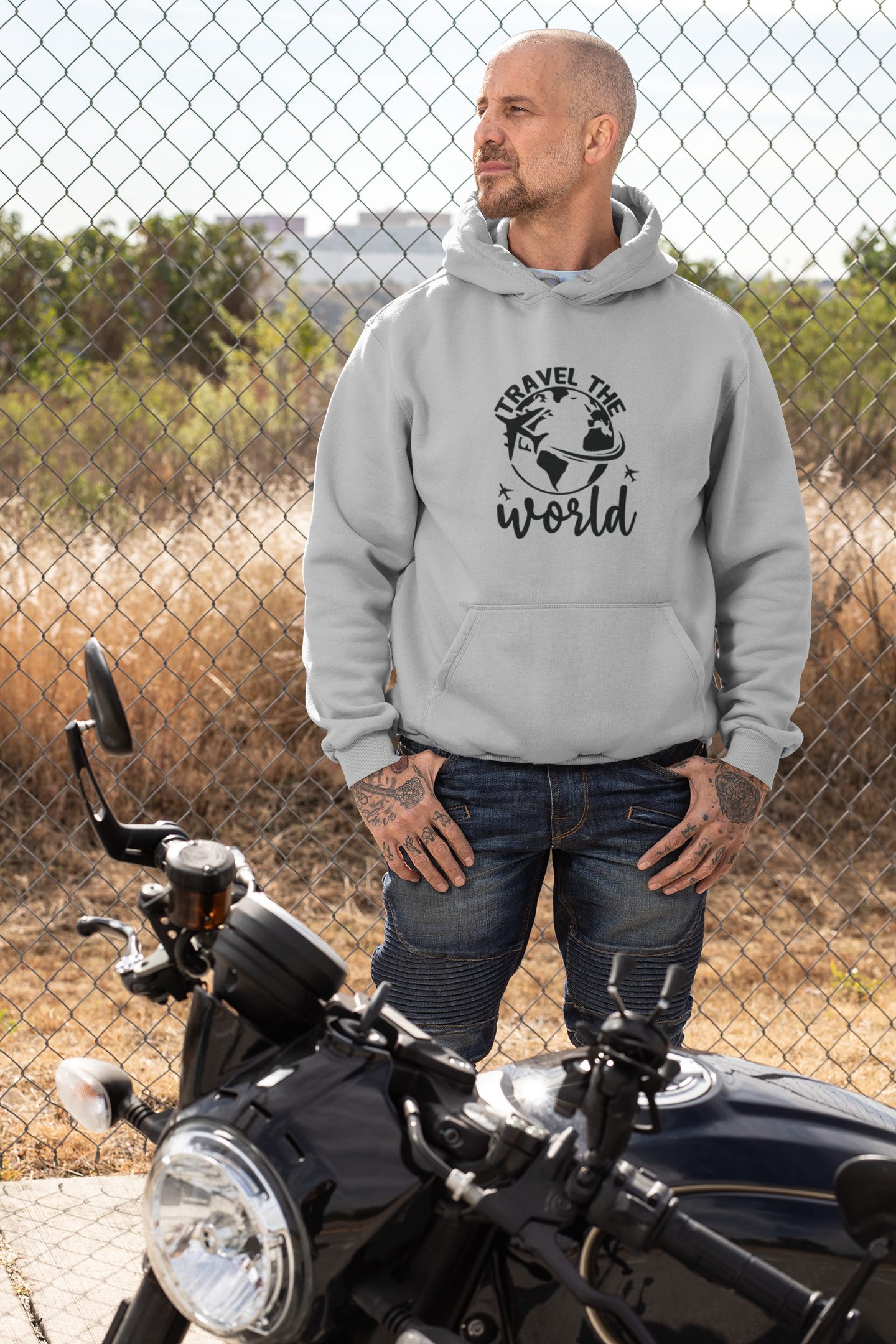 Unisex Hoodie : Travel The World